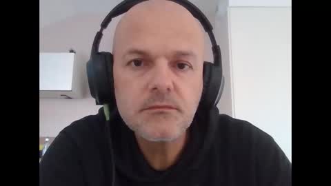 Snapshot of whiteeaglesrb chatting on October 18, 3:06 pm whiteeaglesrb online show from October 18, 3:06 pm