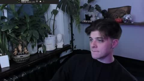 Gus online show from November 26, 9:29 pm