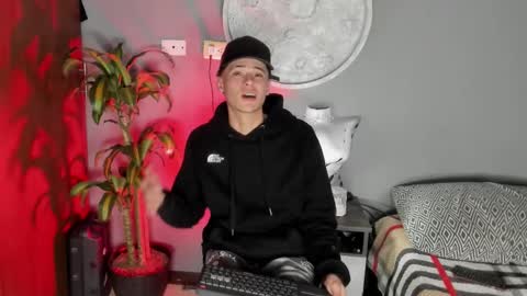 whiteman_0 online show from October 14, 2:51 am