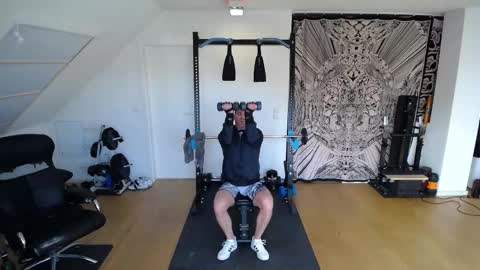 whiterabbit_86 online show from October 31, 11:46 am