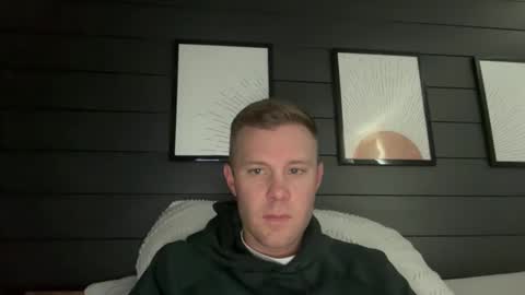 whoops1017 online show from December 5, 5:53 pm