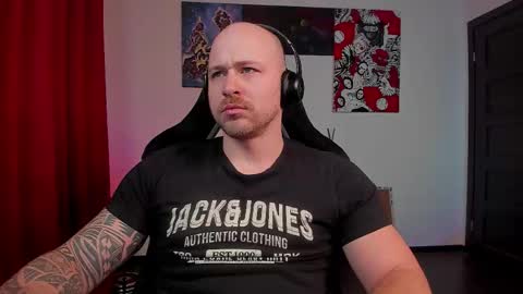 VI online show from February 27, 7:46 pm