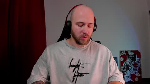 VI online show from December 8, 4:18 pm