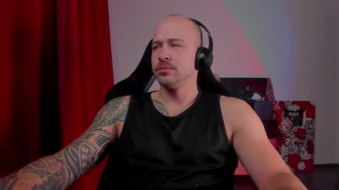 VI online show from November 12, 4:13 pm