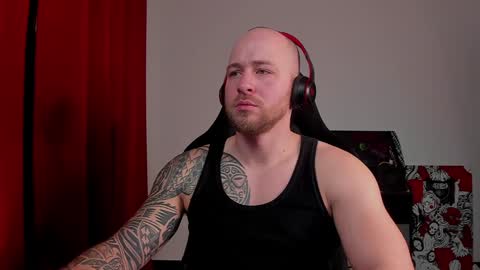 VI online show from February 3, 4:10 pm