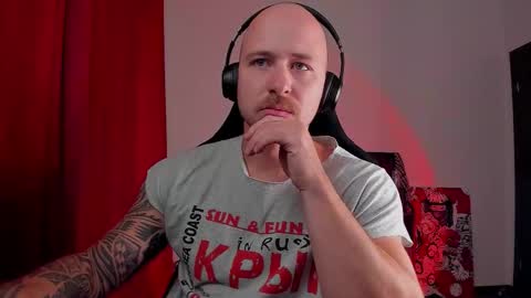 VI online show from October 3, 8:25 pm