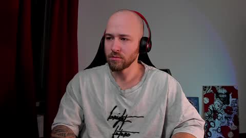 VI online show from December 9, 3:01 pm