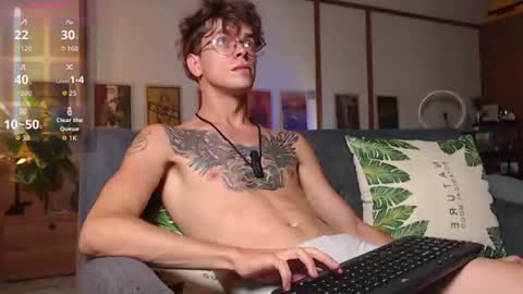 William online show from July 25, 8:44 am