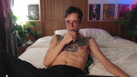 William online show from February 7, 2:24 pm