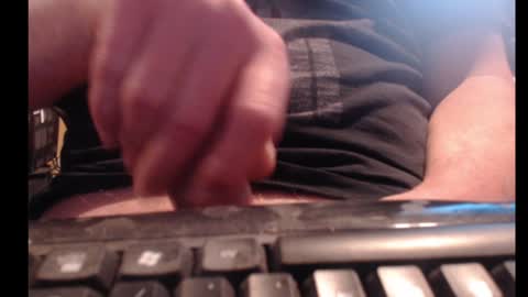 Snapshot of willowstick chatting on January 26, 2:35 am DrainMyBalls online show from January 26, 2:35 am