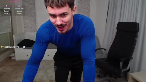 WilsonJules online show from December 13, 11:23 am