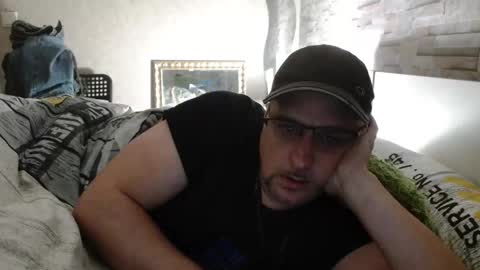 Dirty online show from December 8, 6:06 pm