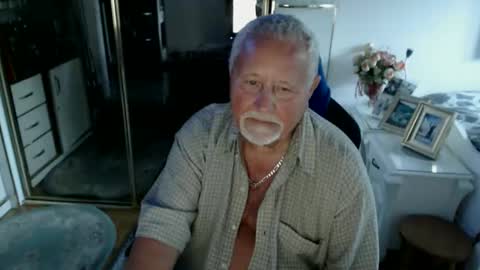 wlodman123 online show from May 3, 5:26 pm