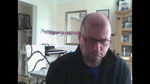 wobble444 online show from April 17, 10:51 am