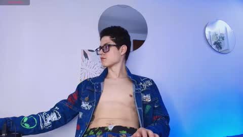  W O L F  online show from March 23, 1:50 pm