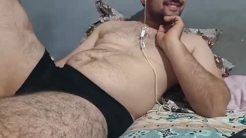 Snapshot of wolfrot chatting on February 1, 2:05 am wolf boy online show from February 1, 2:05 am