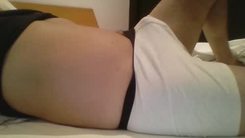 wolfylatinoplayfull online show from February 24, 5:54 am