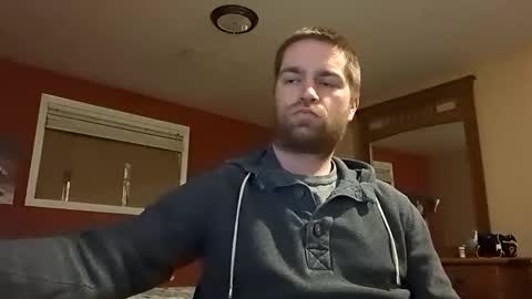 woodeee77 online show from February 17, 6:53 am