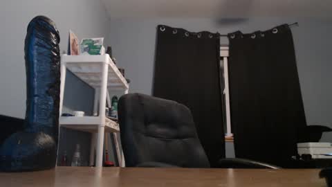 Woody online show from September 28, 4:32 am