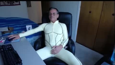 Large one  online show from October 12, 12:32 pm