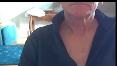 Snapshot of wuki123 chatting on January 31, 2:39 pm Wuki online show from January 31, 2:39 pm