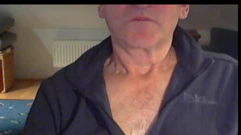 Snapshot of wuki123 chatting on October 23, 8:01 pm Wuki online show from October 23, 8:01 pm