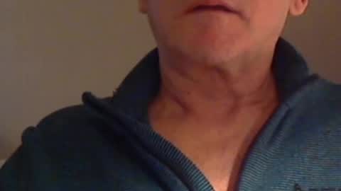 Snapshot of wuki123 chatting on January 7, 9:57 pm Wuki online show from January 7, 9:57 pm