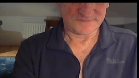 Snapshot of wuki123 chatting on March 6, 9:42 pm Wuki online show from March 6, 9:42 pm