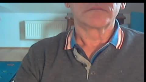 Snapshot of wuki123 chatting on October 12, 11:15 am Wuki online show from October 12, 11:15 am