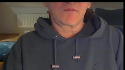 Wuki online show from March 4, 9:55 pm