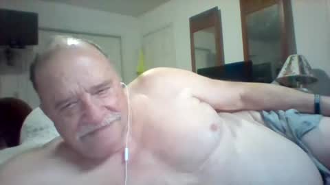 wvmountainlover online show from February 21, 7:59 pm