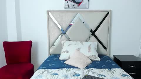 wyatt online show from December 15, 2:03 pm