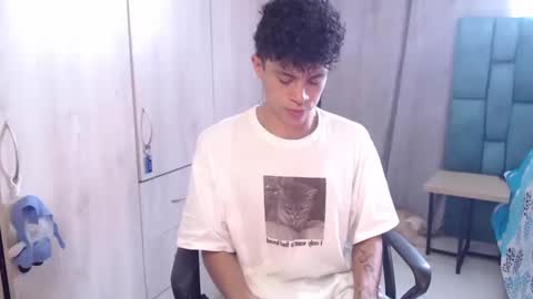 wyatt online show from January 12, 9:08 pm