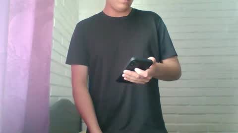 x_andrescam online show from November 14, 8:10 pm