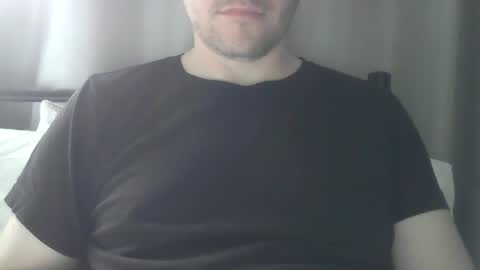 Snapshot of x_yes chatting on October 14, 11:17 am x_yes online show from October 14, 11:17 am