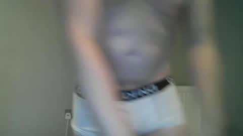 Snapshot of x_yes chatting on October 9, 5:18 pm x_yes online show from October 9, 5:18 pm