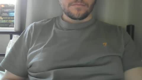 Snapshot of x_yes chatting on December 30, 9:48 am x_yes online show from December 30, 9:48 am