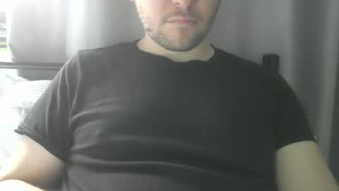 Snapshot of x_yes chatting on September 15, 10:05 am x_yes online show from September 15, 10:05 am