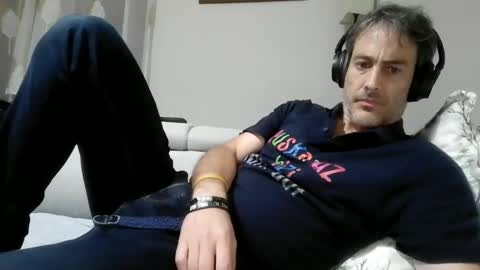 xalegarmax online show from September 9, 8:19 pm