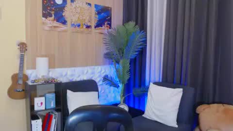 Charlie online show from October 11, 3:38 pm