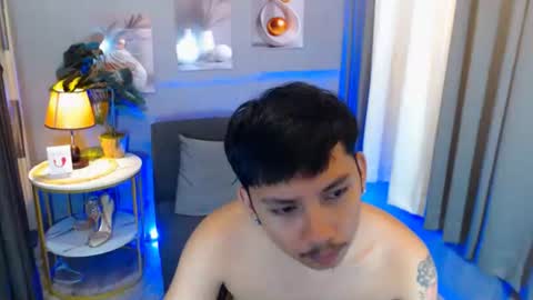 Charlie online show from April 10, 8:32 am