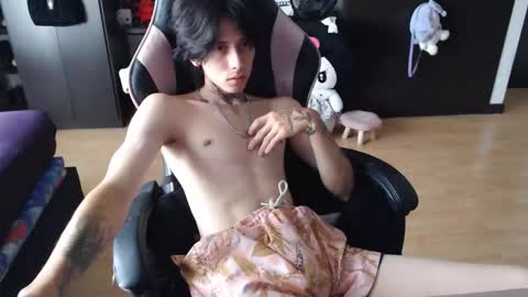 xIce Boy online show from December 16, 2:13 pm