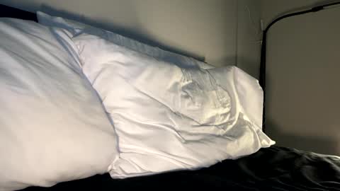 Snapshot of xmomentumx chatting on December 29, 6:05 pm xmomentumx online show from December 29, 6:05 pm