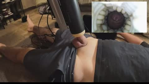 xoxowtf online show from July 12, 5:20 am