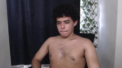 Snapshot of xtranherr chatting on February 13, 8:24 pm xtranherr online show from February 13, 8:24 pm