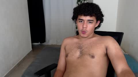 Snapshot of xtranherr chatting on December 16, 4:55 am xtranherr online show from December 16, 4:55 am