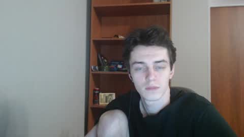 traqqq online show from November 10, 7:41 pm