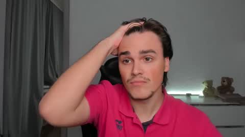 raul online show from October 20, 2:04 am