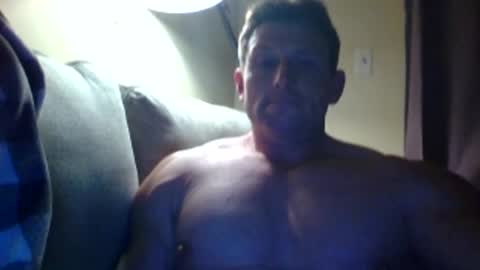 Snapshot of xxedgemaster101 chatting on January 6, 8:35 am xxedgemaster101 online show from January 6, 8:35 am