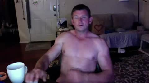 xxedgemaster101 online show from April 18, 11:59 pm